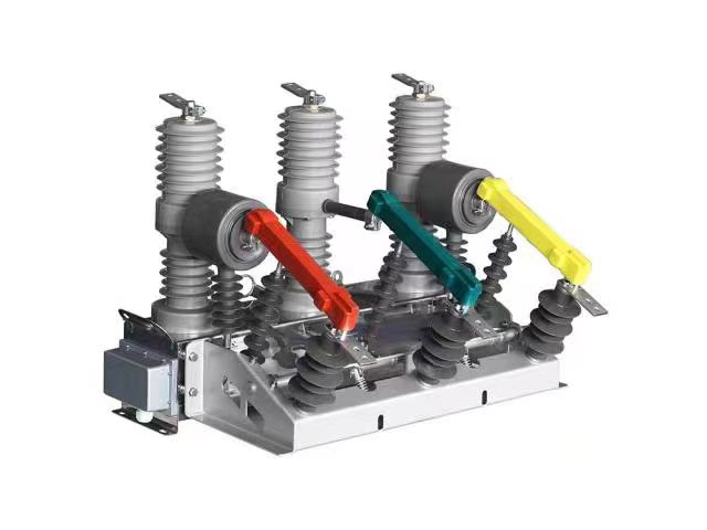 ZW32-12型户外高压真空断路器